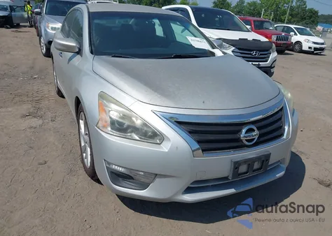 2013 Nissan Altima 2.5 Sv z USA, uszkodzony, nr VIN 1N4AL3AP0DC142819